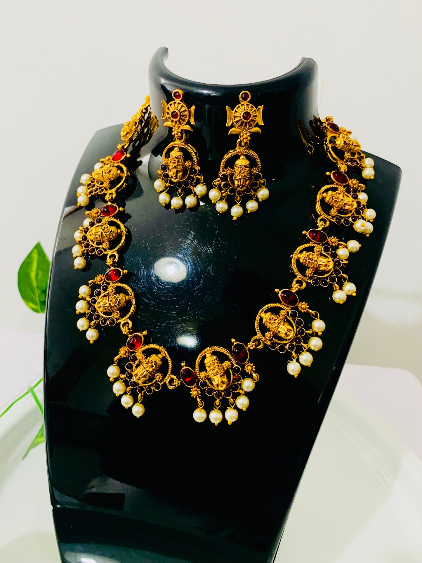 Temple Grace Necklace