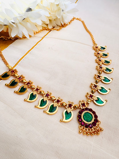 Royal Palakka Necklace  (7 Leafs)