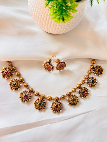 Floral Pearl Choker Set