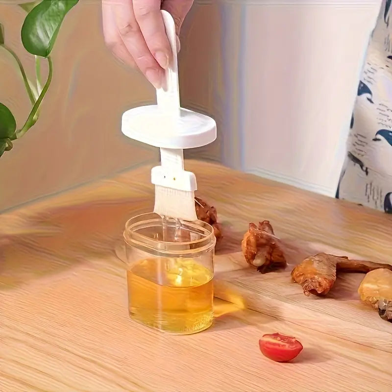 Baking & BBQ Oil Brush with Container – Creative 2-in-1 Kitchen & Outdoor Cooking Tool