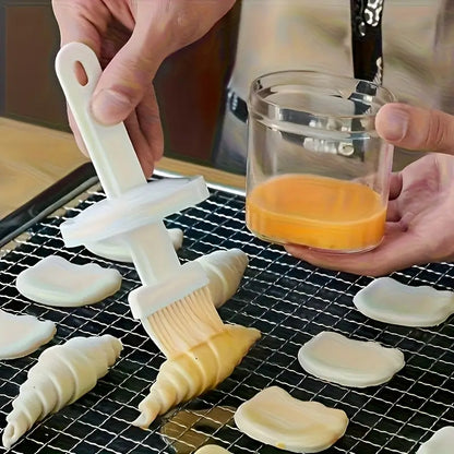 Baking & BBQ Oil Brush with Container – Creative 2-in-1 Kitchen & Outdoor Cooking Tool