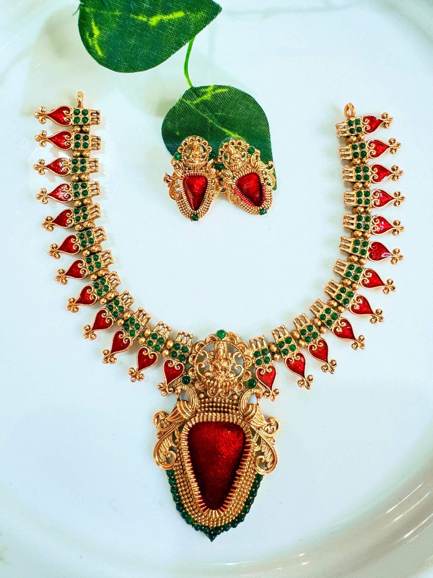 Lakshmi Raaga Necklace Set