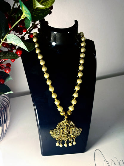 Devi Pearl Bloom Short Haaram