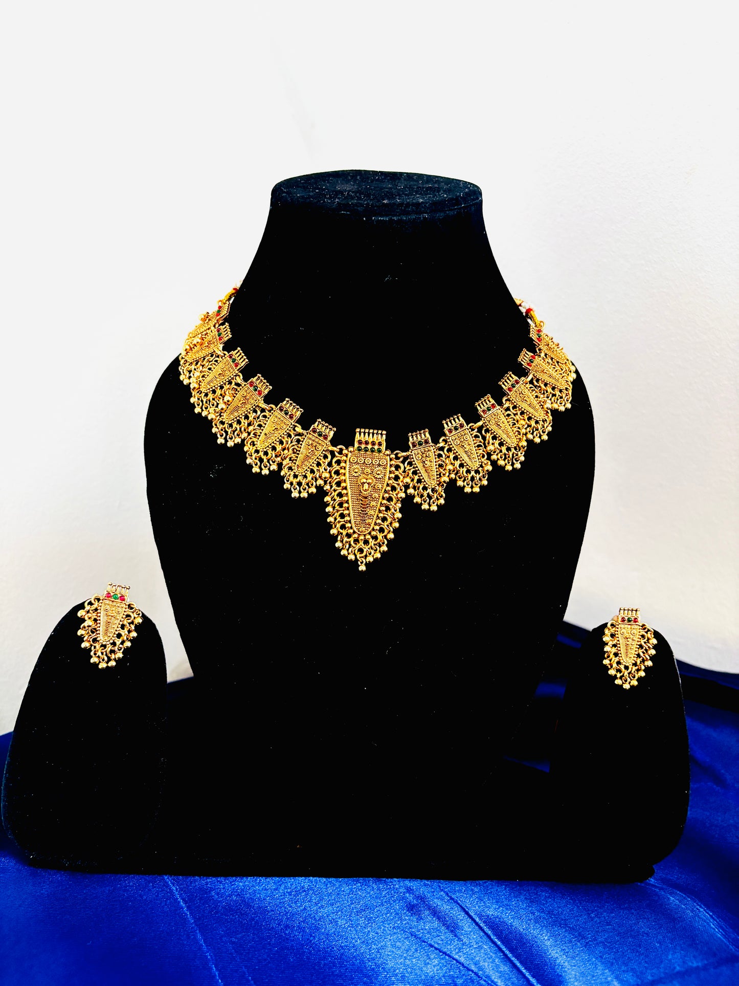 Nettipattam Royal Necklace Set