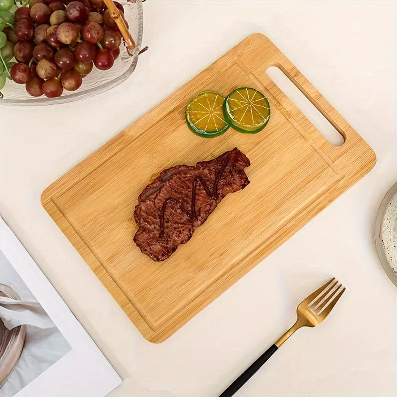 Premium Eco-Friendly Bamboo Cutting Board – Durable & Stylish for Everyday Use (1pc)